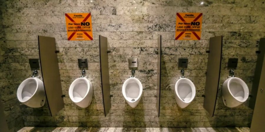 Einsperren von Kollegen auf Toilette rechtfertigt Kündigung