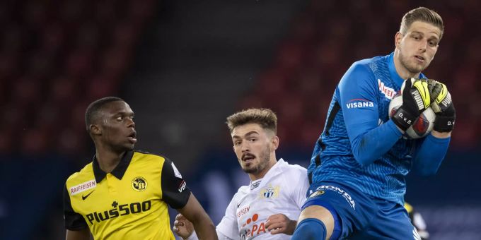 Der überragende Mann bei YB in Zürich: Torhüter David von Ballmoos (re.). YB FCZ Von Ballmoos