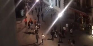 Polizei greift ein - Hier feiern 300 Studenten in Sion den Ferienbeginn