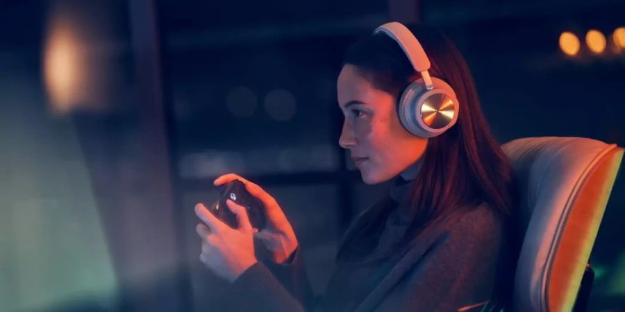 B&O Beoplay Portal Xbox