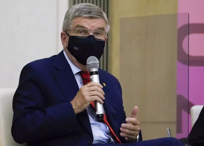 Thomas Bach möchte Zuschauer bei Olympia 2021 erlauben, wenn sich die Corona-Lage verbessert. olympia 2021