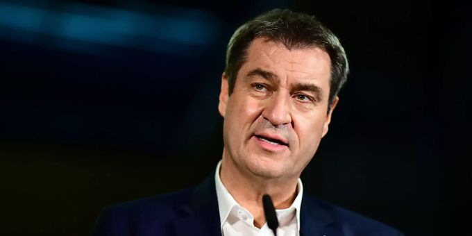 Markus Söder, CSU-Vorsitzender und bayerischer Ministerpräsident, spricht bei einem Pressestatement nach der Bundestagswahl im Jakob-Kaiser-Haus. markus söder