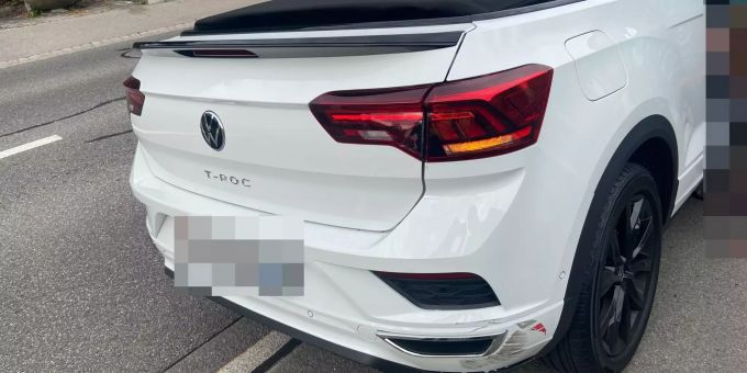 In Schöftland kam es am Dienstag zu einer Kollision zwischen einem Auto und einem Mofa.