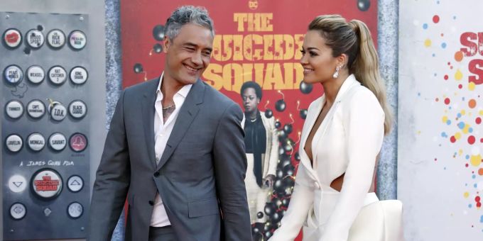 Taika Waititi und Rita Ora machen ihre Beziehung publik. Taika Waititi