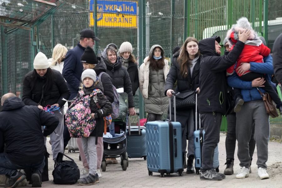 Unter den Flüchtlingen befinden sich vor allem Frauen und Kinder.