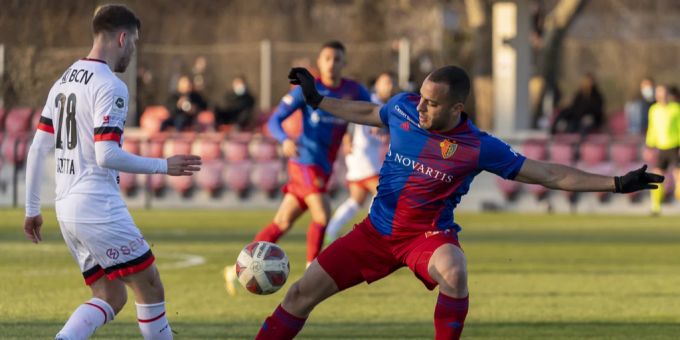 Arthur Cabral im Einsatz beim Testspiel des FC Basel gegen Xamax. Sein letzter Auftritt in rotblau? fc basel