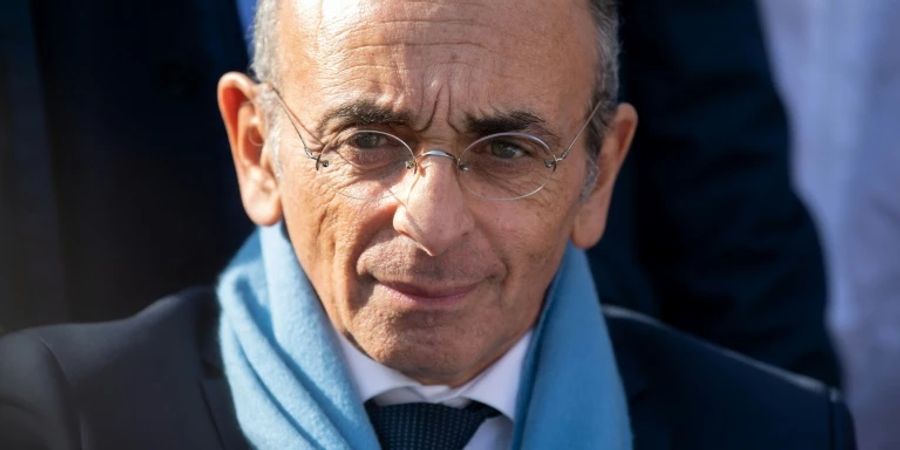 Eric Zemmour, en campagne, au marché d'Aulnay-sous-Bois, le 22 marsi 2022