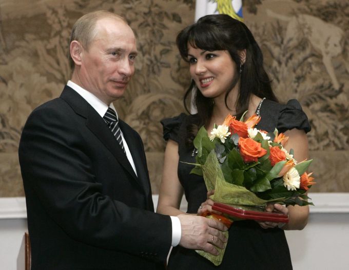 Anna Netrebko hat sich bisher nicht von Vladimir Putin distanziert (Archivbild). Anna Netrebko