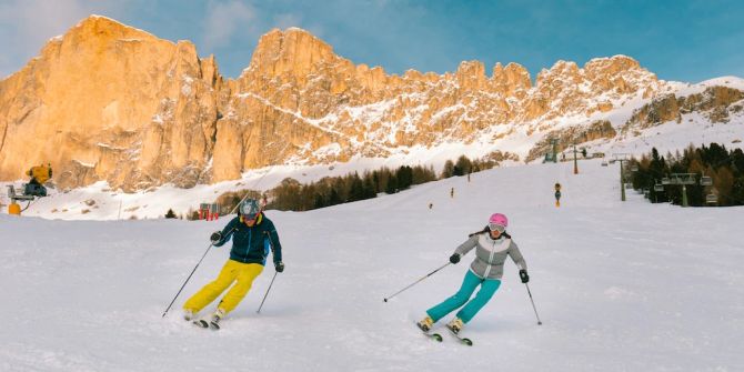 Zwei SKifahrer