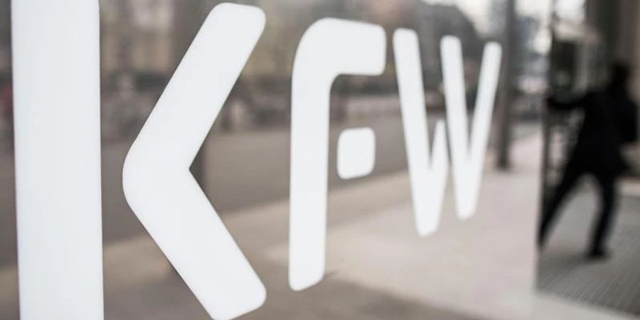 Immobilienbesitzer können ab Dienstag bei der KfW wieder Zuschüsse für energieeffizientes Sanieren beantragen. Foto: Frank Rumpenhorst/dpa