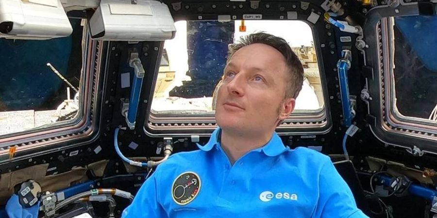 Astronaut Matthias Maurer blickt von der Kuppel der Internationalen Raumstation ISS auf die Erde. Foto: NASA/ESA-M.Maurer/dpa