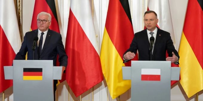 Steinmeier (l) und Duda Steinmeier (l) und Duda