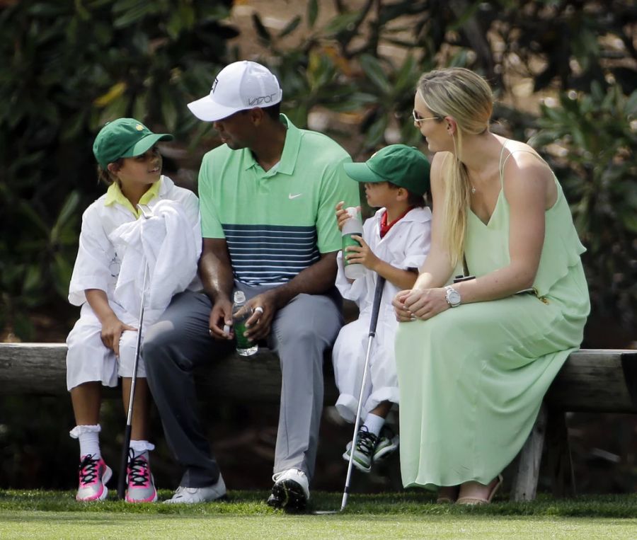 Lindsey Vonn 2015 mit Tiger Woods und dessen Kinder Sam und Charlie.