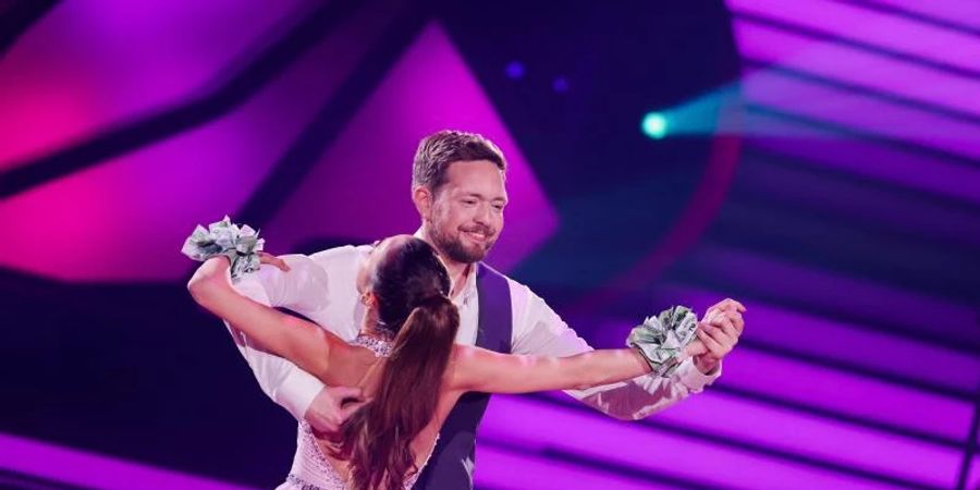 Bastian Bielendorfer kommt zurück in die Show. Foto: Rolf Vennenbernd/dpa