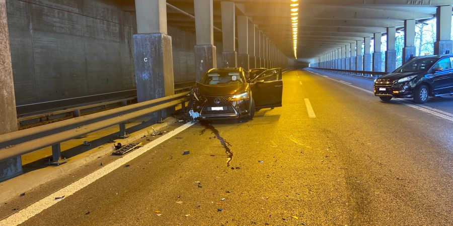 Gurtnellen UR: Verkehrsunfall A2, drei Personen leicht verletzt