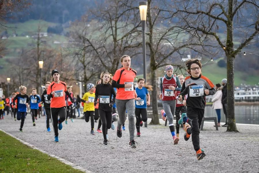 Weihnachtslauf Lachen