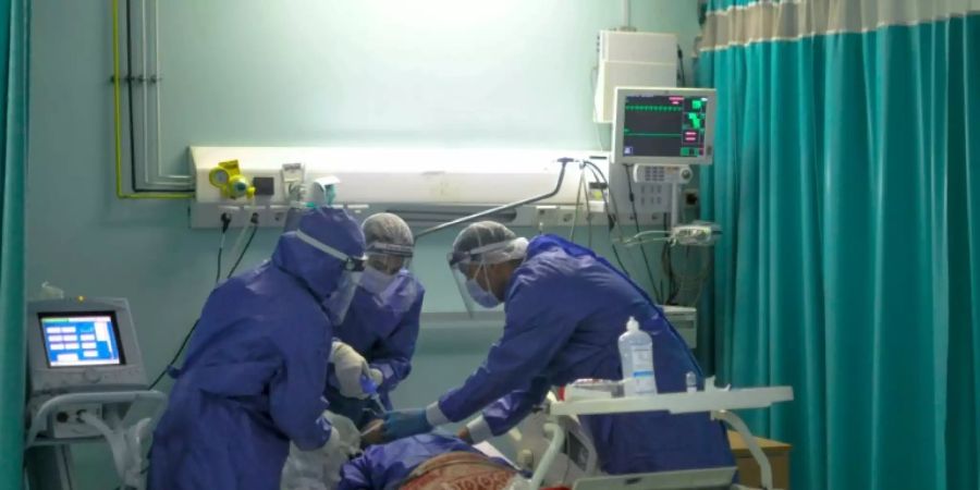 Behandlung von Covid-19-Patienten in Kairo