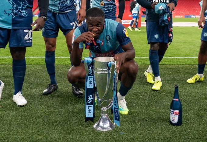 Die Wycombe Wanderers spielen kommendes Jahr in der zweithöchsten englischen Liga, der Championship. Wycombe Wanderers