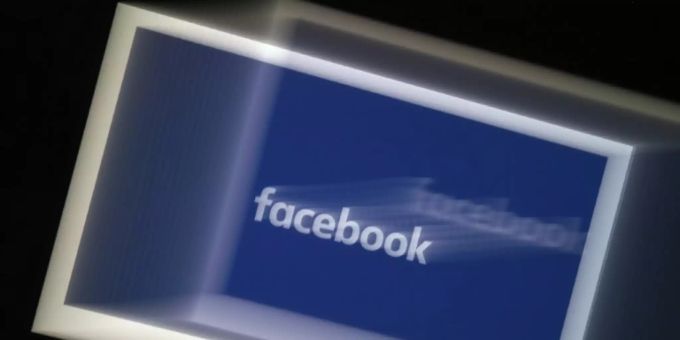 Facebook-Logo Facebook-Logo
