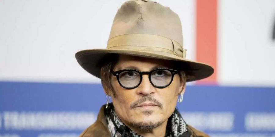 Johnny Depp gibt sein Instagram-Debüt. Foto: Christoph Soeder/dpa