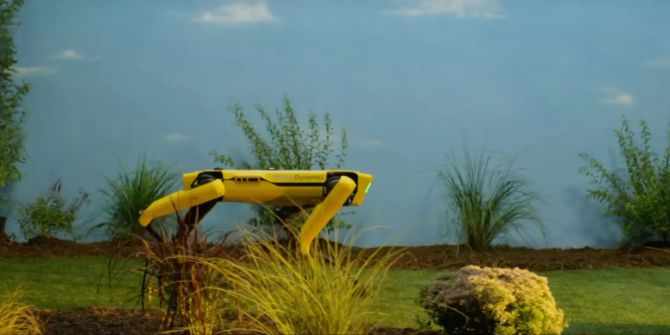 Singapur Roboter Hund Spot