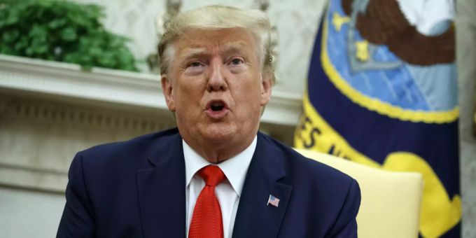 Trump kündigte während des Oval Office im Weissen Haus Massnahmen gegen das Vaping an. E-Zigaretten Vaping Trump
