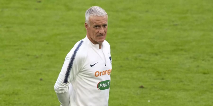 Didier Deschamps verlängerte seinen Vertrag mit dem französischen Verband um zwei Jahre bis 2022