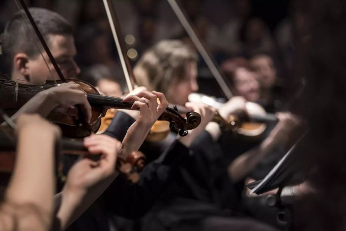 Das Luzerner Sinfonieorchester wird durch Michael Sanderling ihr Repertoire erweitern können. (Symbolbild) Orchester
