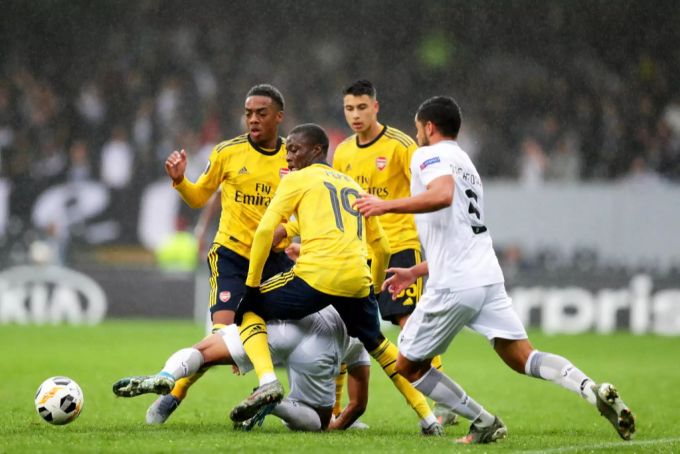 Gegen Vitoria Guimaraes holte der FC Arsenal seinen vorerst letzten Sieg. Vitoria Guimaraes Arsenal