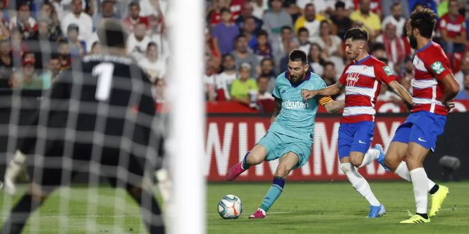 Lionel Messi kam beim FC Barcelona nach der Pause zum Einsatz. Auch er konnte gegen Granada nichts bewegen. FC Barcelona Lionel Messi