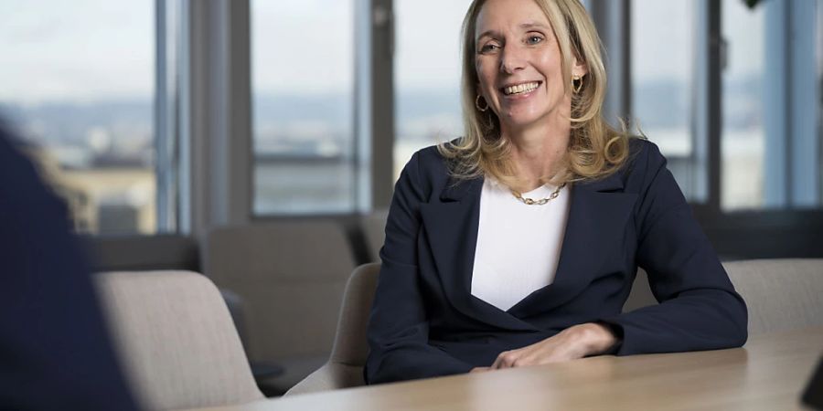 Unter den 50 grössten, in der Schweiz börsenkotierten Firmen hat der Computerzubehörhersteller Logitech mit CEO Hanneke Faber den grössten Frauenanteil im Top-Management.(Archivbild)