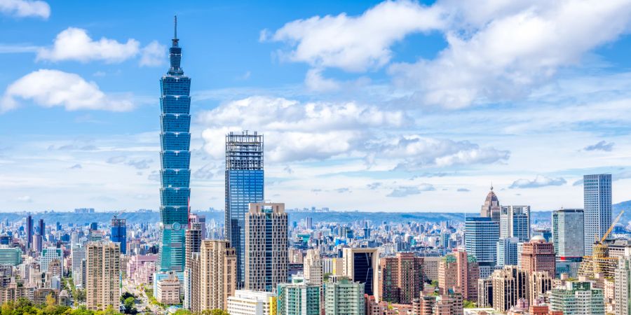 Blick auf die Skyline von Taipei, Taiwan.