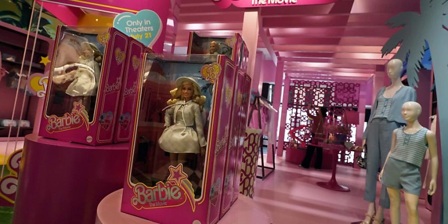 Der grosse Erfolg des «Barbie»-Films hat dem Hersteller Mattel auch im Weihnachtsgeschäft kräftigen Rückenwind verschafft. Das Bruttogeschäft mit Barbie-Puppen sprang um 27 Prozent auf 473 Millionen Dollar hoch, wie Mattel nach US-Börsenschluss am Mittwoch mitteilte. (Archivbild)