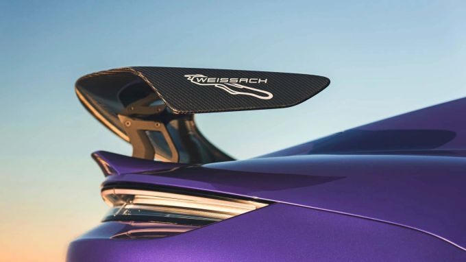 Der Flügel sorgt für über 220 kg Anpressdruck und zwei neue Rekorde Porsche Taycan Turbo GT