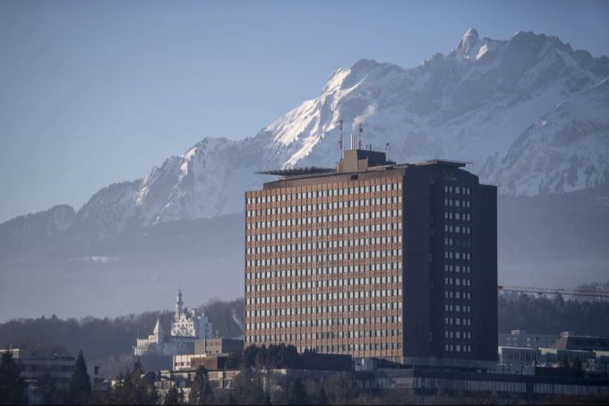 Das Kantonsspital Luzern mit dem Pilatus im Hintergrund anlässlich einer Medienkonferenz zum Neubau des Kinderspital Luzern, am 13. Februar 2019. Kantonsspital Luzern Pilatus