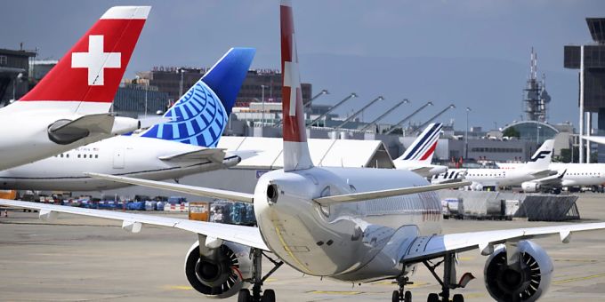 Der Flughafen Genf fiel am Dienstag einer IT-Panne zum Opfer. Flughafen Genf
