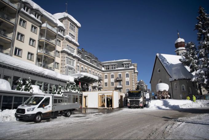 Das Hotel Seehof während des Weltwirtschaftsforums (WEF) im Jahr 2019. Das Seehof ist mit Baujahr 1869 das älteste Hotel in Davos. Hotel Seehof WEF Davos