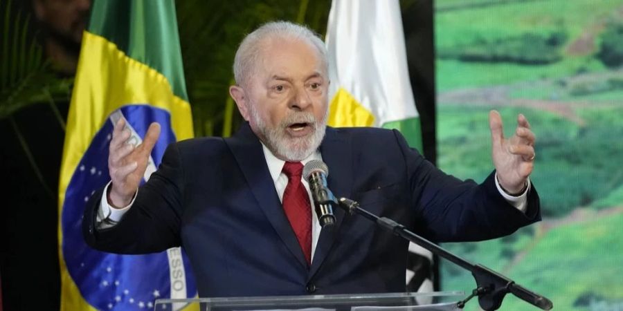 Unter den Partner findet sich etwas Brasilien: Präsident Lula geht es um wirtschaftliche Beziehungen. Aber auch um die Vormachtstellung der USA, die er kritisch sieht.