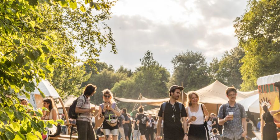 Das tolle Wetter steuerte zum gelungenen Auftakt des B-Sides Festival bei.