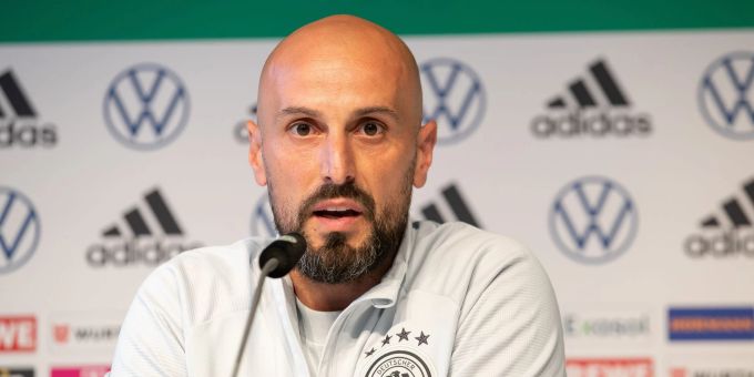 Antonio Di Salvo holt mit seinem deutschen Team ein 1:1 gegen Israel. Antonio Di Salvo