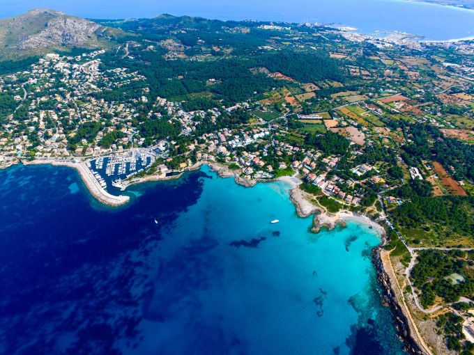 Mallorca ist eines der beliebtesten europäischen Reiseziele, wenn es um Sandstrände geht. Mallorca