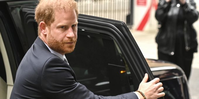 Hat Prinz Harry tatsächlich Geldsorgen? Prinz Harry