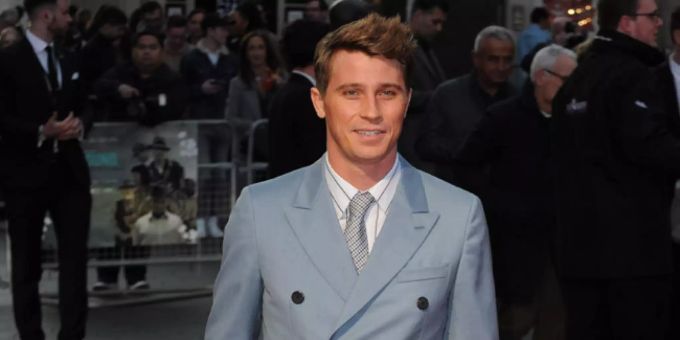 Garrett Hedlund Garrett Hedlund