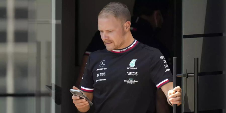 Valtteri Bottas Lewis Hamilton