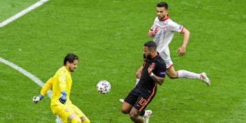 memphis depay euro 2020