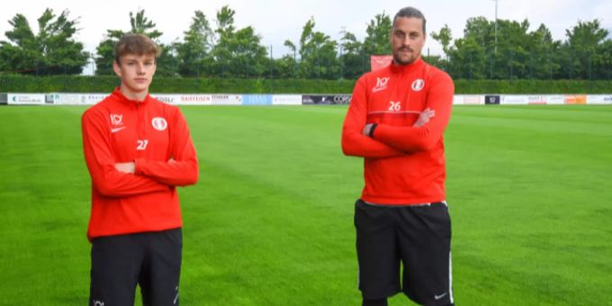 Der FCRJ verlängert den auslaufenden Vertrag mit Torhüter Diego Yanz um ein weiteres Jahr. Auch der Vertrag mit Dario Marcon wurde verlängert. FCRJ