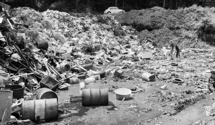 Aufgrund von Umweltbedenken muss die traditionsreiche Deponie Stadtmist nun saniert werden. (Archivbild 1970)