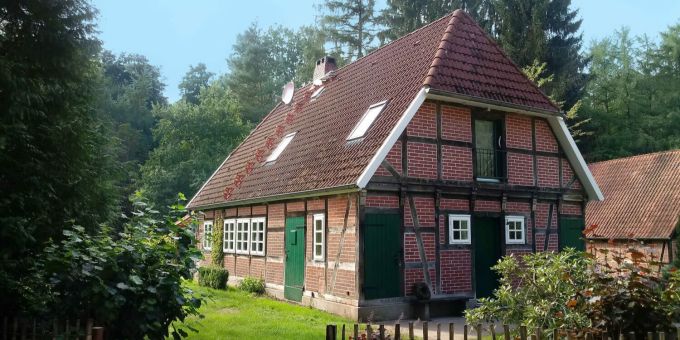 Stellen unbesetzt - Deutsche Beiz zahlt 11'000 Euro für einen Kellner