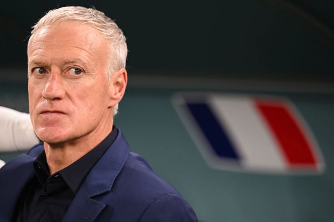 Frankreichs Trainer Didier Deschamps vor dem Anpfiff gegen Tunesien an der WM 2022. Didier Deschamps
