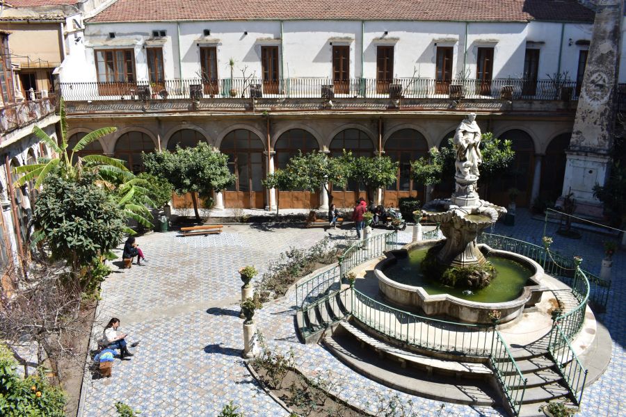 Brunnen Palermo Innehof Kloster